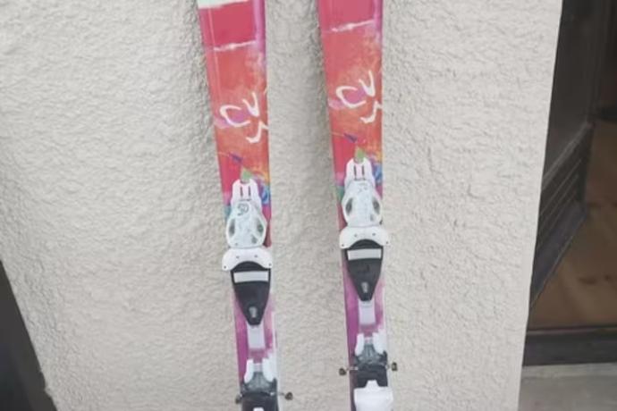 SKI 130 CM