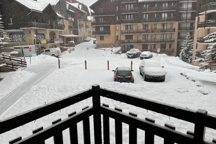 Vue du balcon enneigé