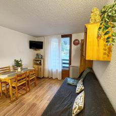 Vue sur le coin café (TV)