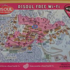 PRESENTATION STATION