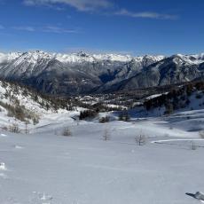 Point de vue de la station et la vallée au Sud